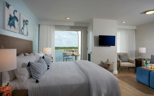 photo 2 of The Pointe Hotel