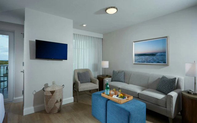 photo 5 of The Pointe Hotel