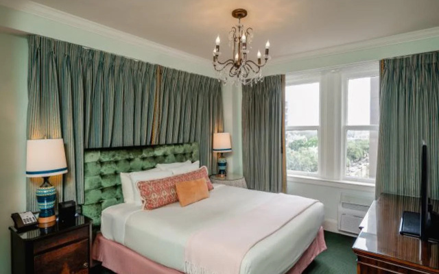 photo 3 of The Pontchartrain Hotel