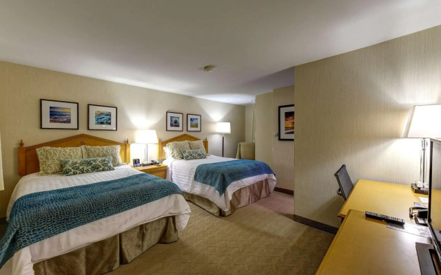 photo 4 of Port Inn and Suites Portsmouth, an Ascend Collection Hotel