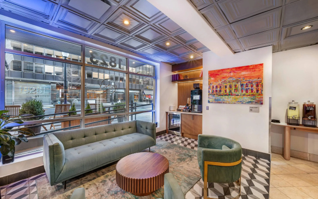 photo 2 of The Quincy, an Ascend Collection Hotel