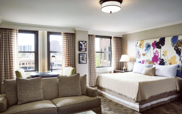 photo 4 of The Raphael Hotel, Autograph Collection