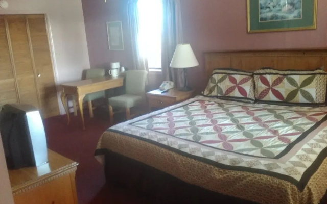 photo 5 of The Razorback Lodge