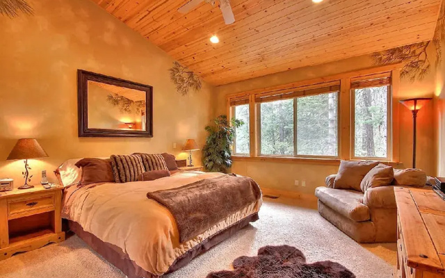 photo 4 of The River Rock Lodge Home 4 Bedrooms 3 Bathrooms Home