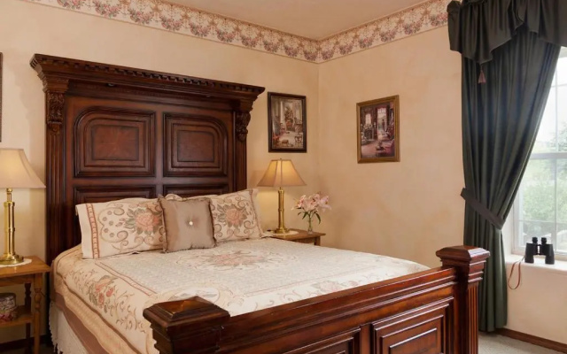 photo 5 of The Roosevelt Inn