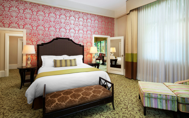 photo 3 of The Royal Hawaiian, a Luxury Collection Resort, Waikiki