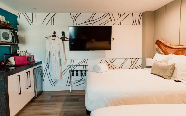 photo 4 of The Saint Hotel