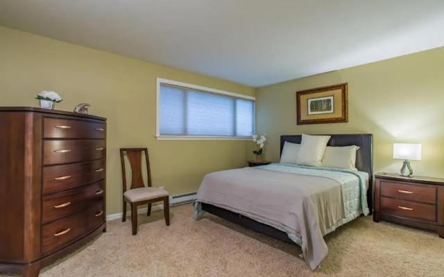 photo 3 of the Sea View, best area, no stairs Jacuzzi bathtub, new carpet