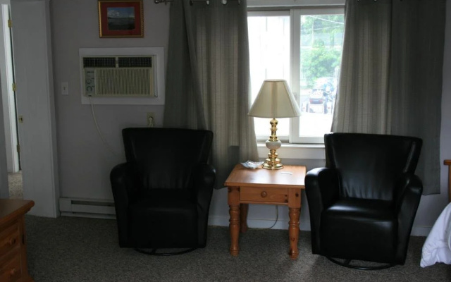 photo 2 of The Sea View Motel