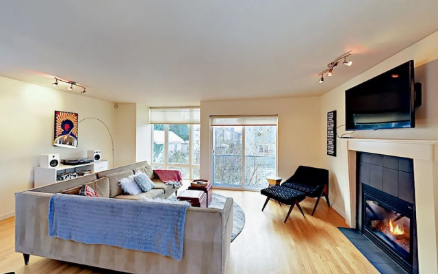 photo 4 of THE Seattle House a Modern Airy Urban Retreat by RedAwning