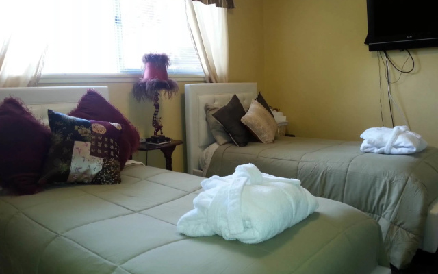 photo 4 of Secret Garden Bed & Breakfast