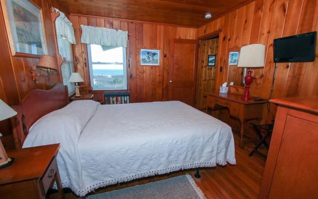 photo 5 of The Shell - 5 Br Home