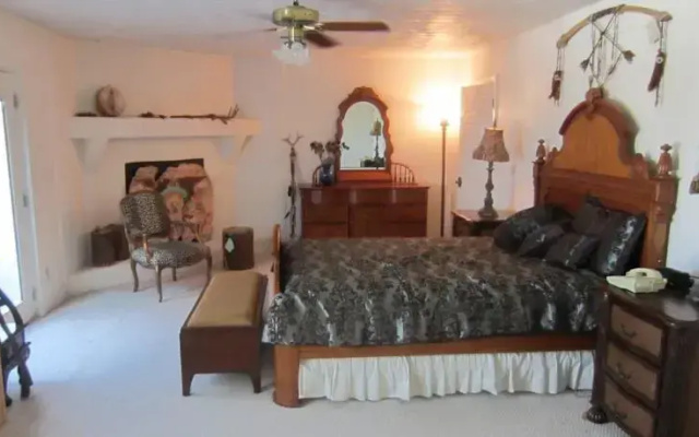 photo 5 of The Sinatra Estate by Corporate Mansions