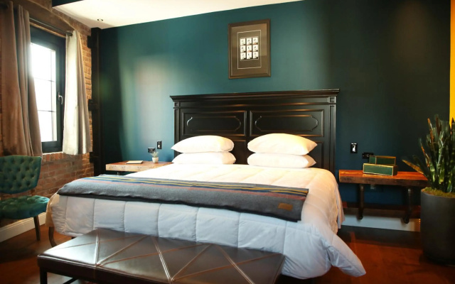 photo 3 of The Sohotel