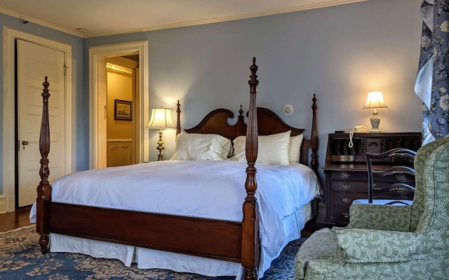 photo 5 of Stanton House Inn
