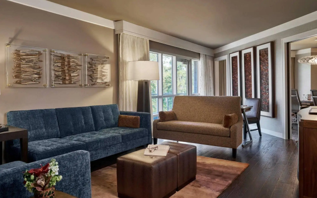photo 4 of The StateView Hotel, Autograph Collection
