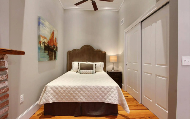 photo 3 of The Suites at Bay