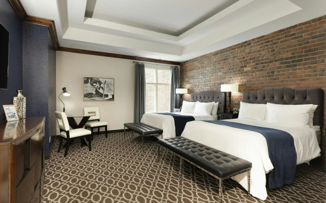 photo 4 of Des Lux Hotel
