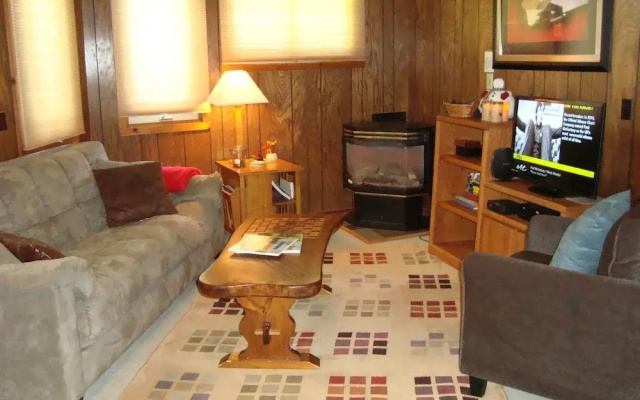 photo 2 of The Summit Haus