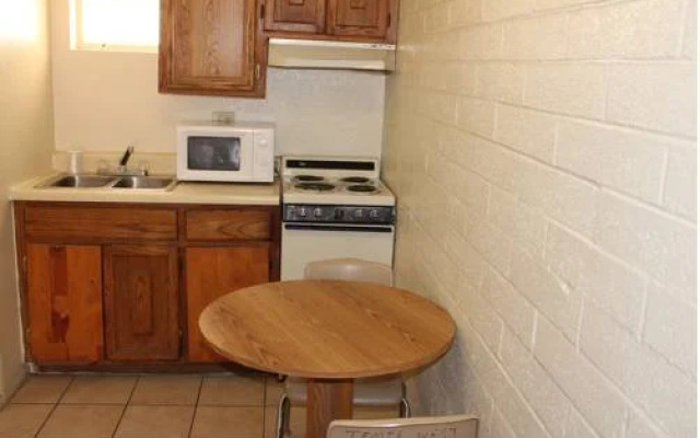 photo 3 of Sunland Motel Mesa
