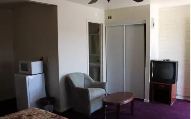 photo 5 of Sunland Motel Mesa