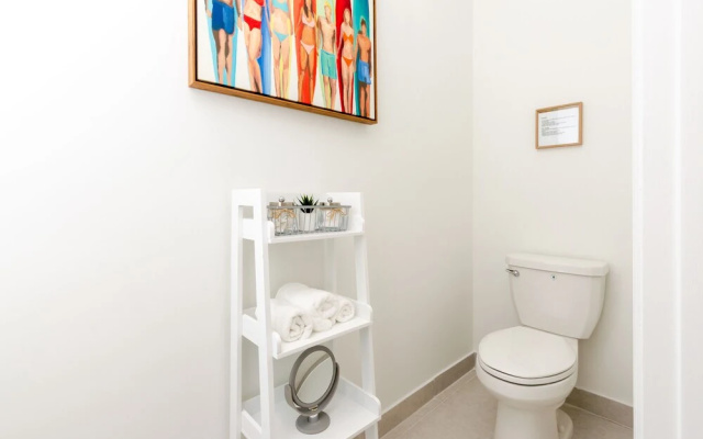 photo 5 of The Sunnyside Glamorous Home 4BR New MIA