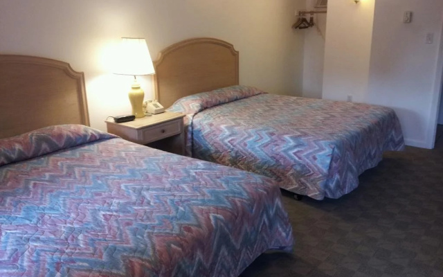 photo 2 of Tallwood Motel Wells