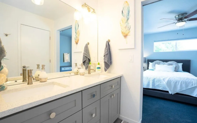 photo 4 of The Tennyson Adventure A Luxury Townhome With Private Balcony