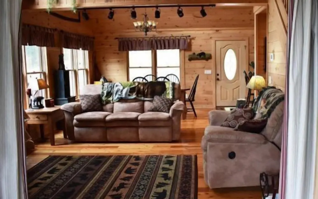photo 2 of The Three Bear Lodge in Blue Ridge