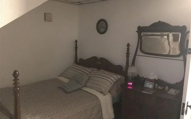 photo 3 of The Tibbetts House