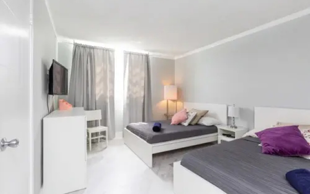 photo 2 of The Tides Hollywood Luxury Suites 11N 3901