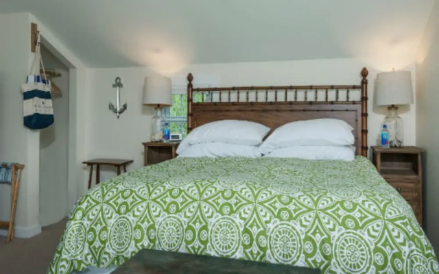 photo 2 of The Trellis House