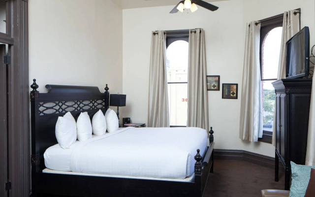 photo 2 of The Trinity Hotel