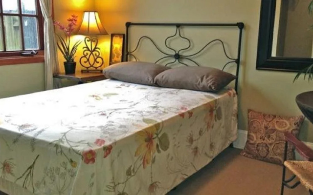 photo 2 of The Tropical Guesthouse