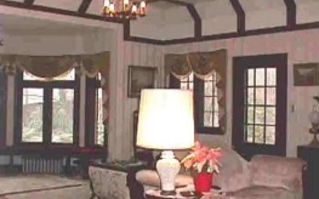 photo 2 of The Tudor House Bed and Breakfast