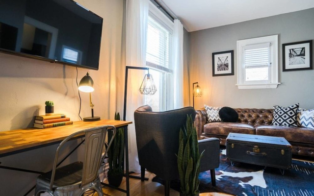 photo 2 of The Urban Union Eclectic Historic Apartment Sleeps 4