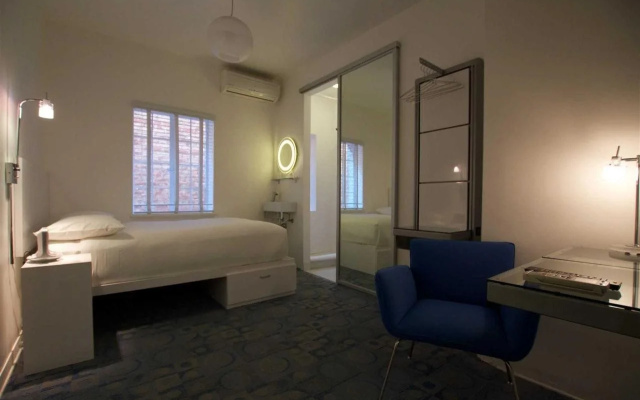 photo 3 of The Varden Hotel