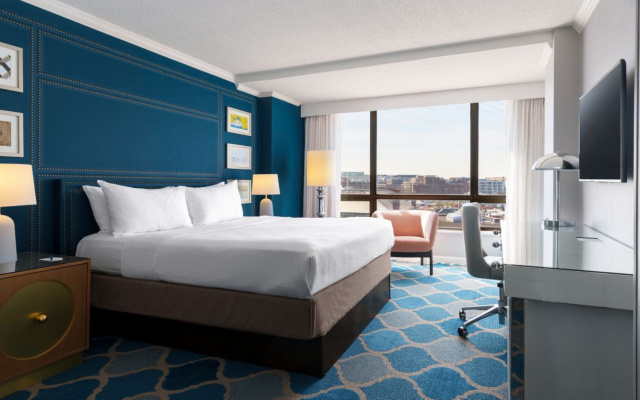photo 4 of The Ven at Embassy Row, Washington, D.C., A Tribute Portfolio Hotel