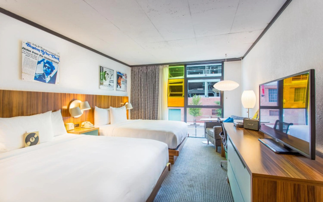 photo 4 of The Verb Hotel