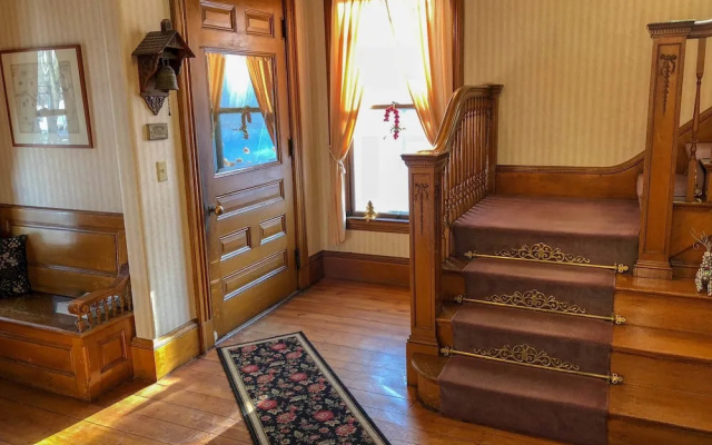 photo 3 of Grand Victorian Inn
