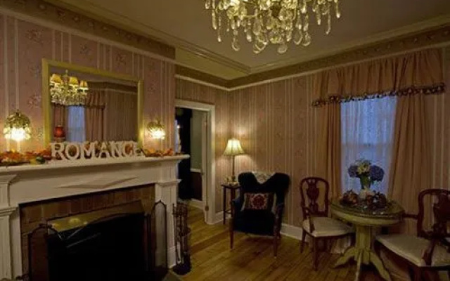 photo 2 of Town & Tide Inn