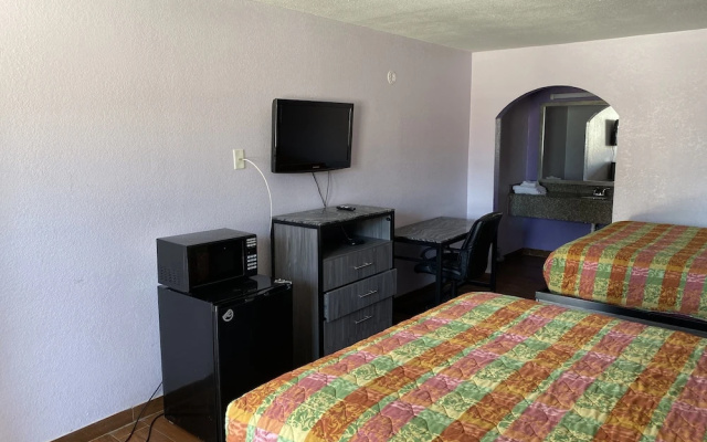 photo 4 of The Village Inn