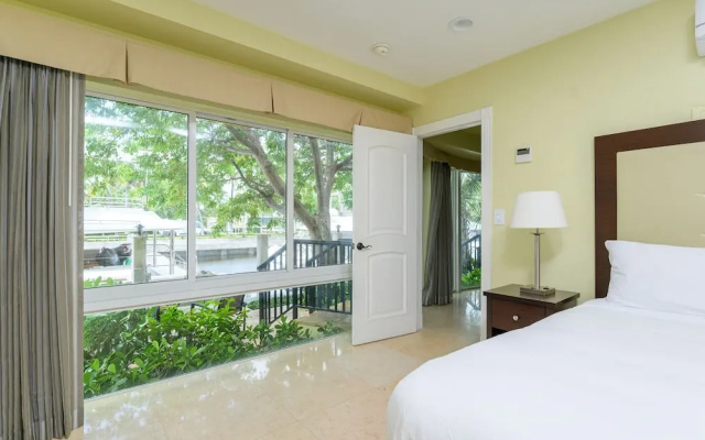 photo 5 of The Villas Of Las Olas Idyllic W/ Pool 1 Bedroom Hotel Room
