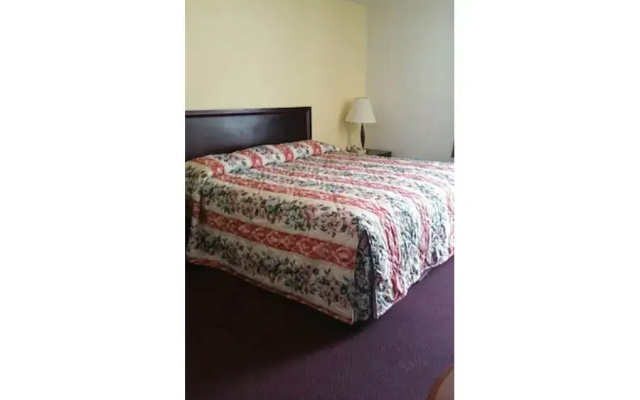 photo 3 of The Virginia Lodge