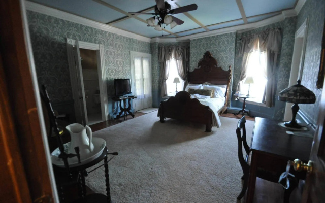 photo 5 of The Wallingford Victorian Inn