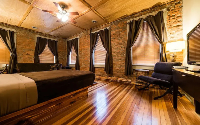 photo 3 of The Walnut Street Inn