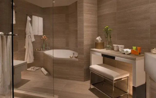 photo 5 of The West Tower At One Un Plaza - Millennium Hotels And Resorts
