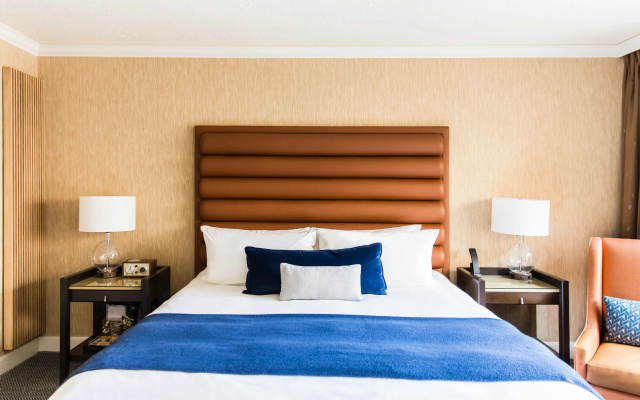 photo 5 of Dossier Hotel