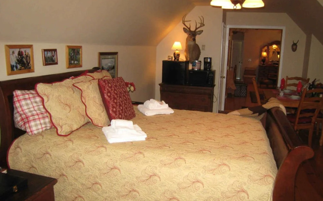 photo 4 of Wild Game Inn