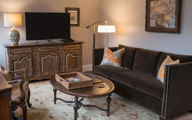 photo 4 of The Windsor Boutique Hotel